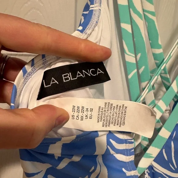 Plus Size La Blanca Blue and Green One Piece Swimwear V-Neck Design- NWOT - Picture 4 of 4